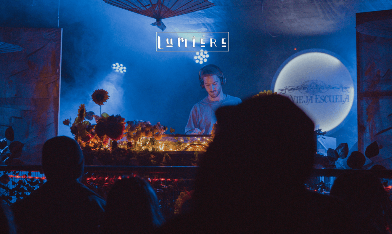 Lumi茅re - Portada de eventos